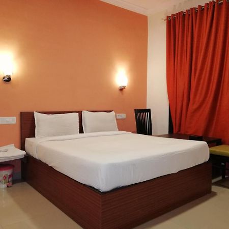 Elite Inn Lonavala Ngoại thất bức ảnh