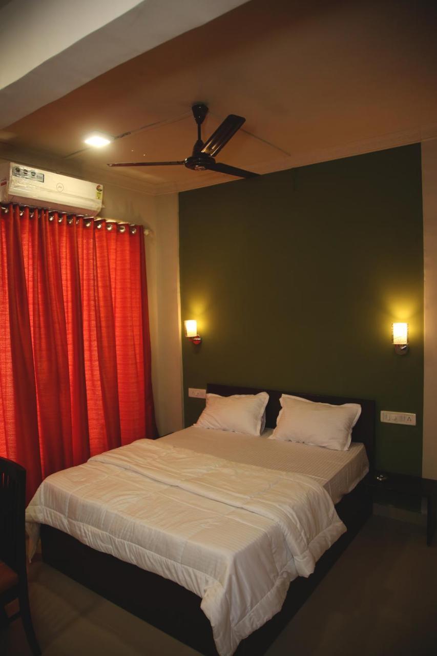 Elite Inn Lonavala Ngoại thất bức ảnh