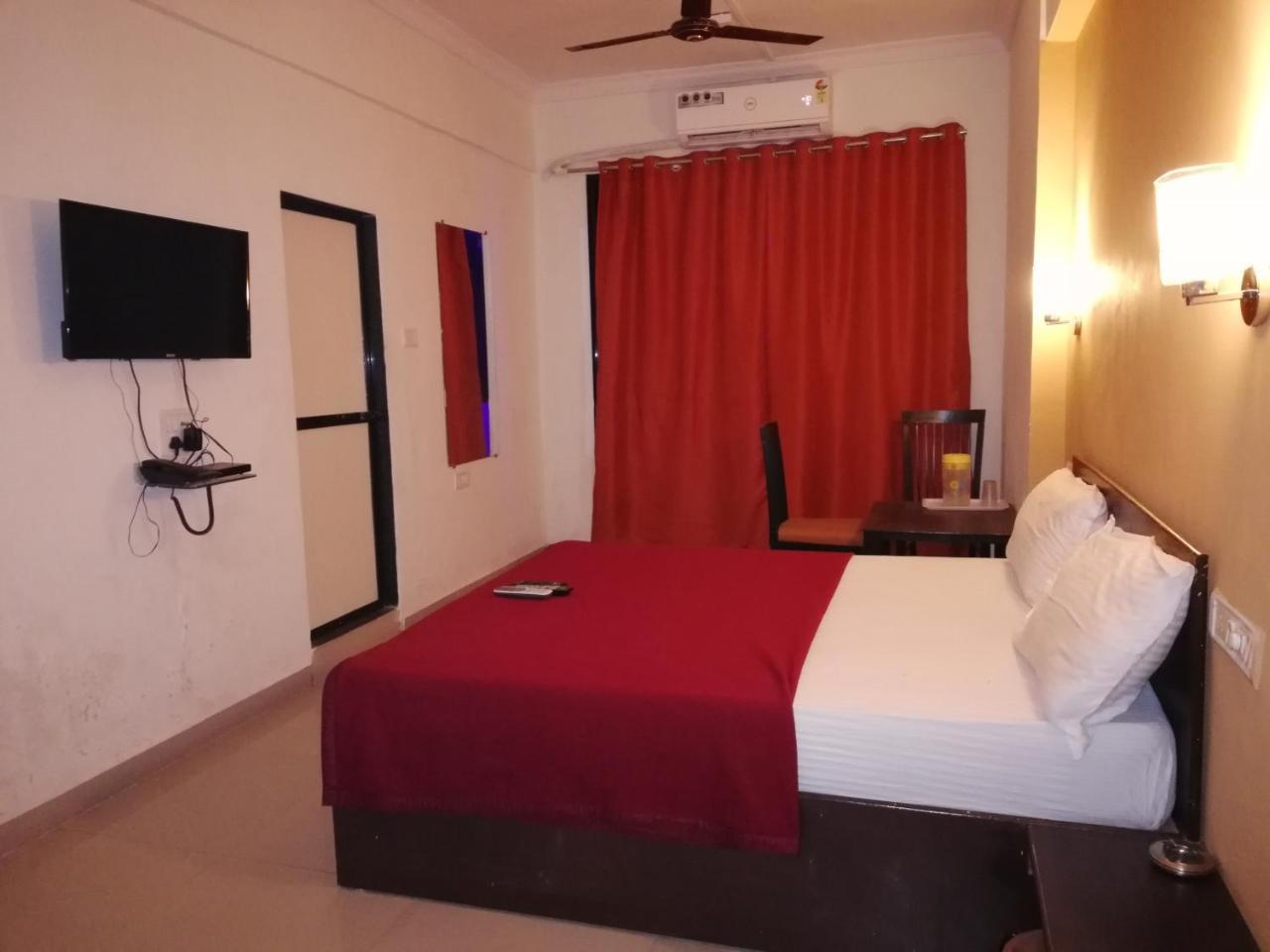 Elite Inn Lonavala Ngoại thất bức ảnh