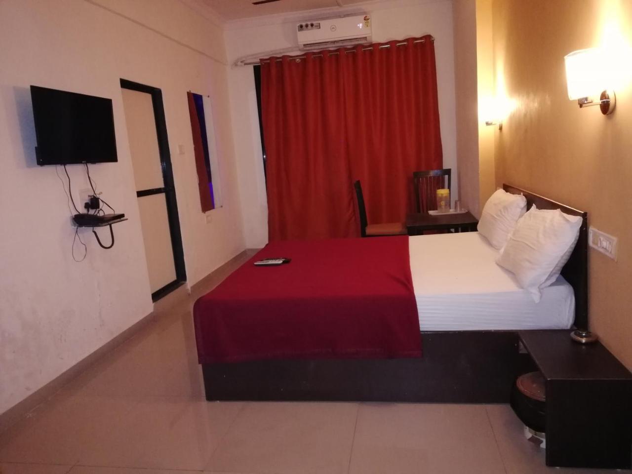 Elite Inn Lonavala Ngoại thất bức ảnh
