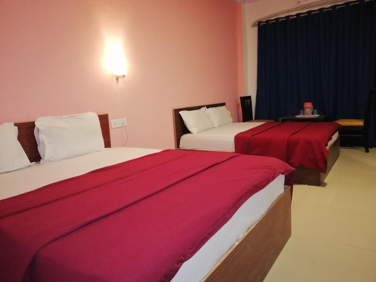 Elite Inn Lonavala Ngoại thất bức ảnh
